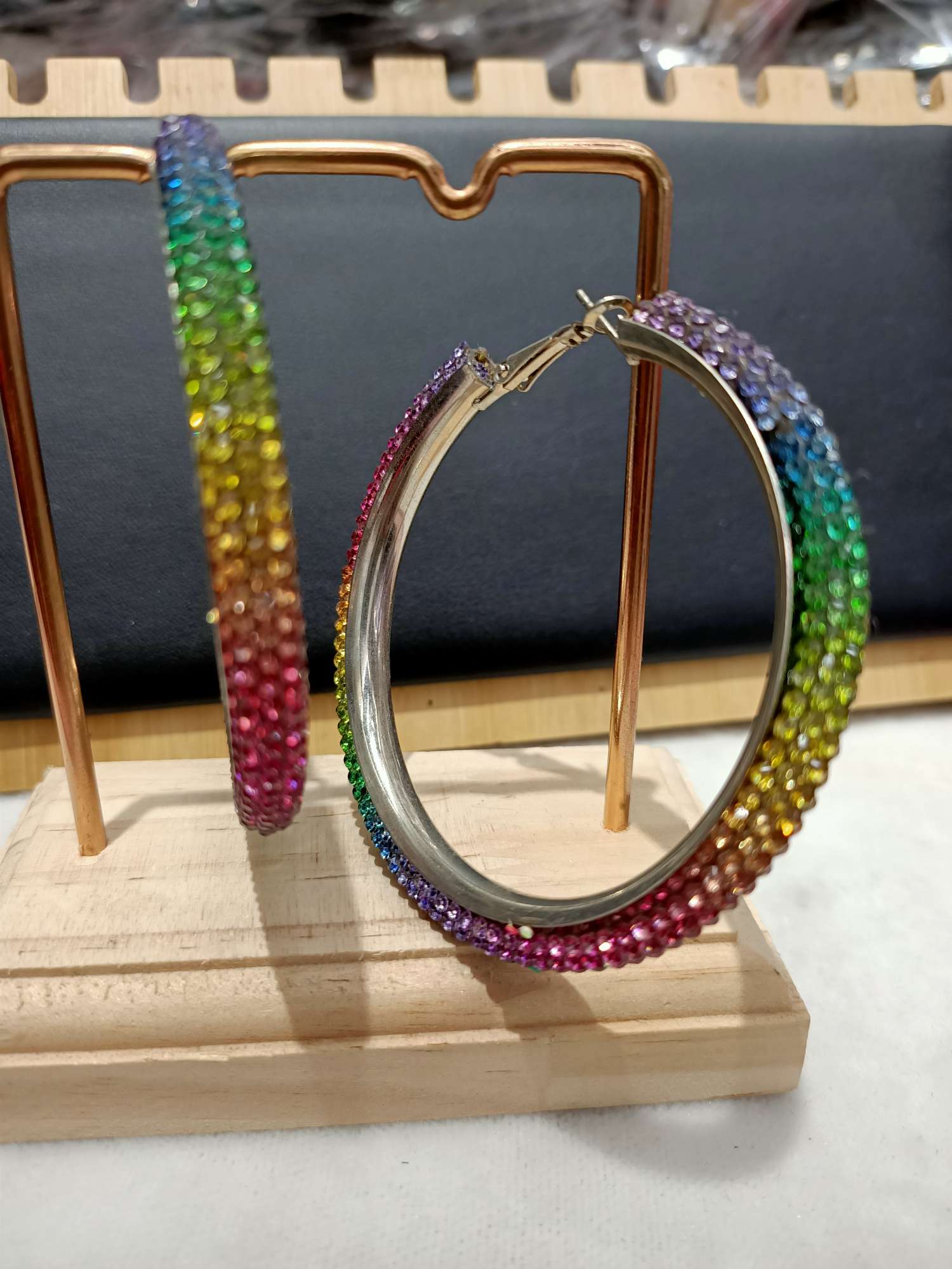 经典圈圈彩虹排钻耳环，时尚美式饰品