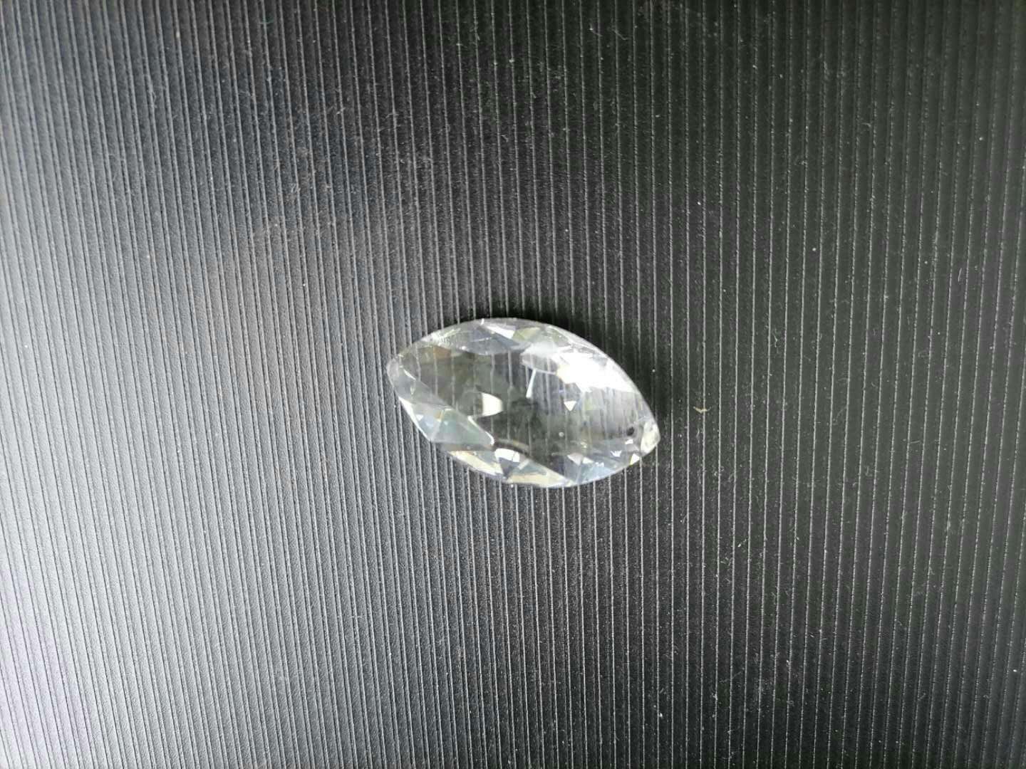 浦江幸运水晶D区三楼三街7952A店水晶马眼01