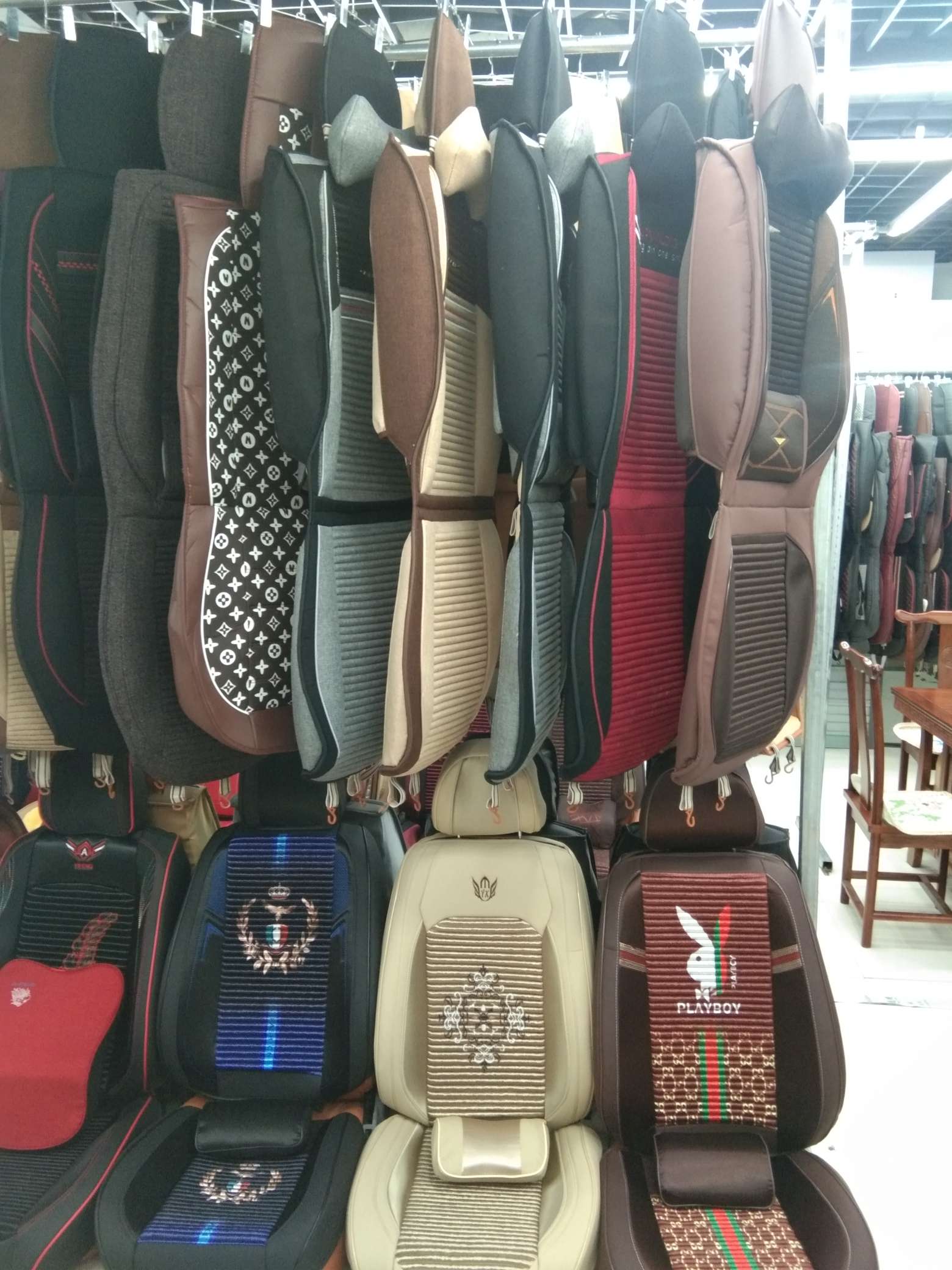 Lu Yu Auto Accessories Company describe pic - 1
