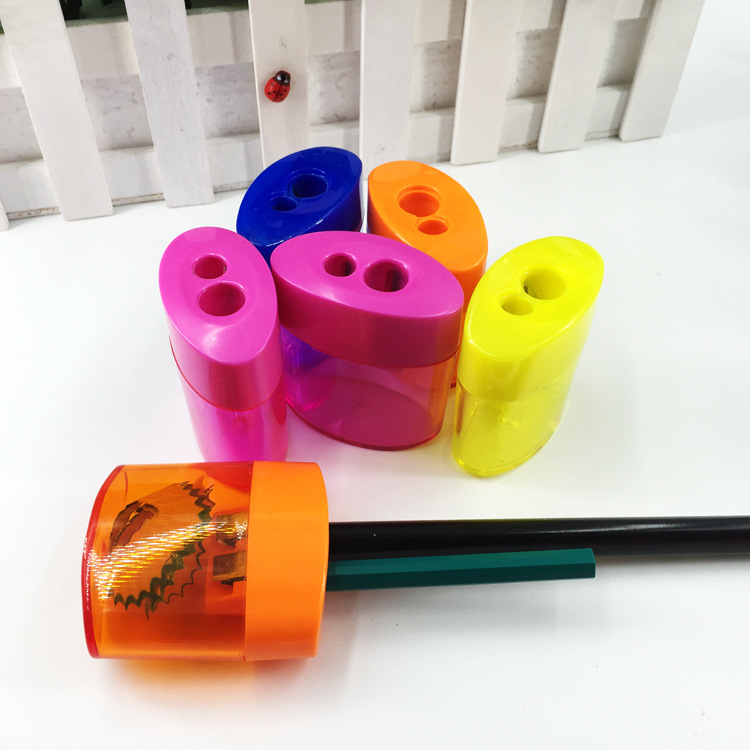 Factory direct sales of double-hole pencil sharpeners, plastic pencil sharpeners, and student prize stationery details Picture