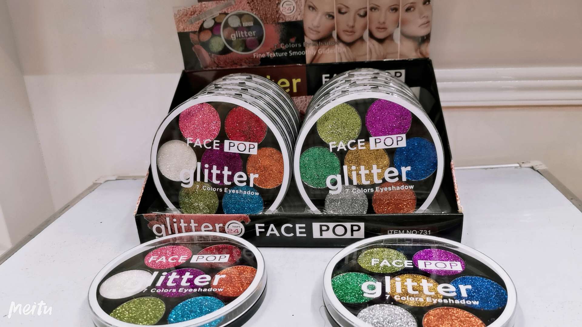 Eye shadow, eye makeup and beauty products, direct sales and wholesale from the manufacturer of makeup and beauty products Application Scenario