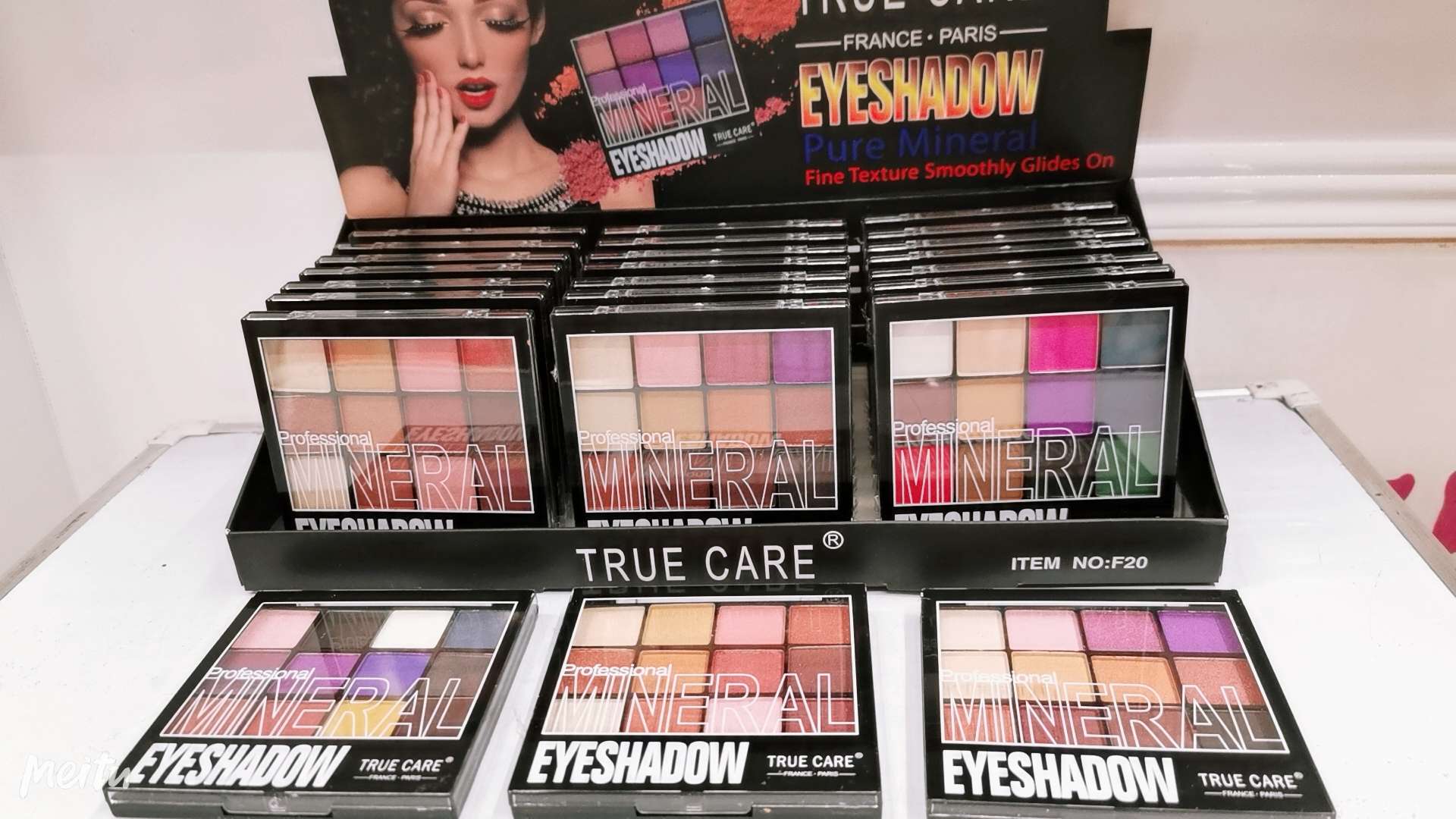 Eye shadow, eye makeup and beauty products, direct sales and wholesale from the manufacturer of makeup and beauty products undefined