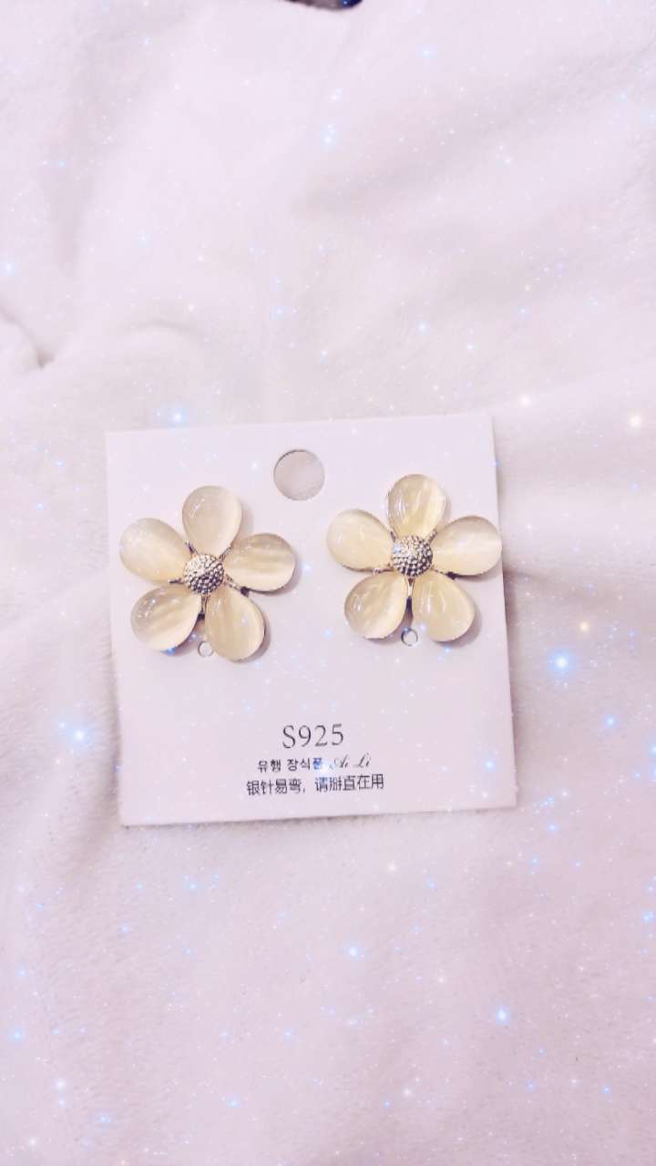 S925 Silver Needle Crystal Petal earrings super fairy summer net red flower earrings feminine temperament simple everything matching earrings