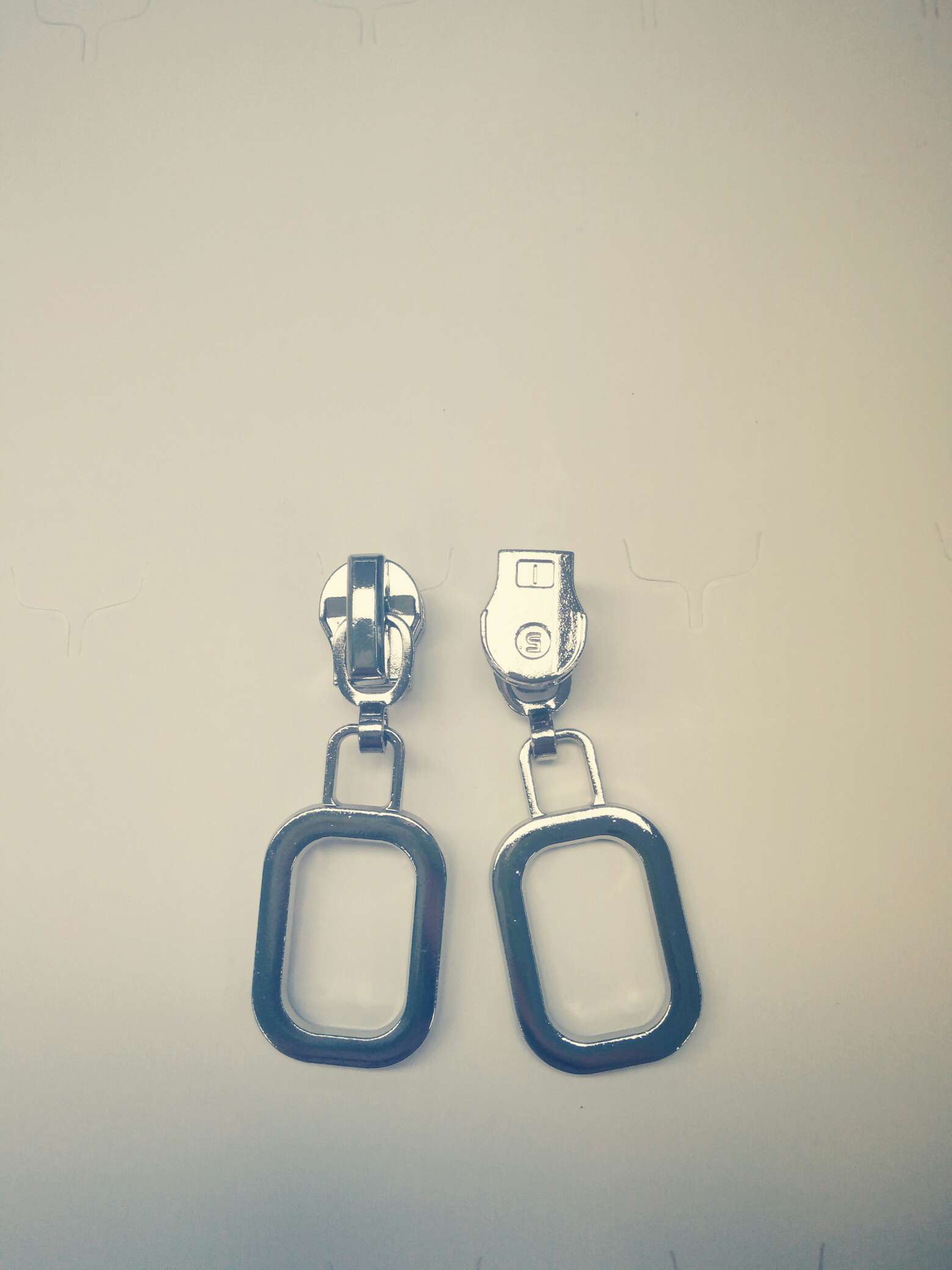 服装辅料衣服裤子五号尼龙专用高档拉头