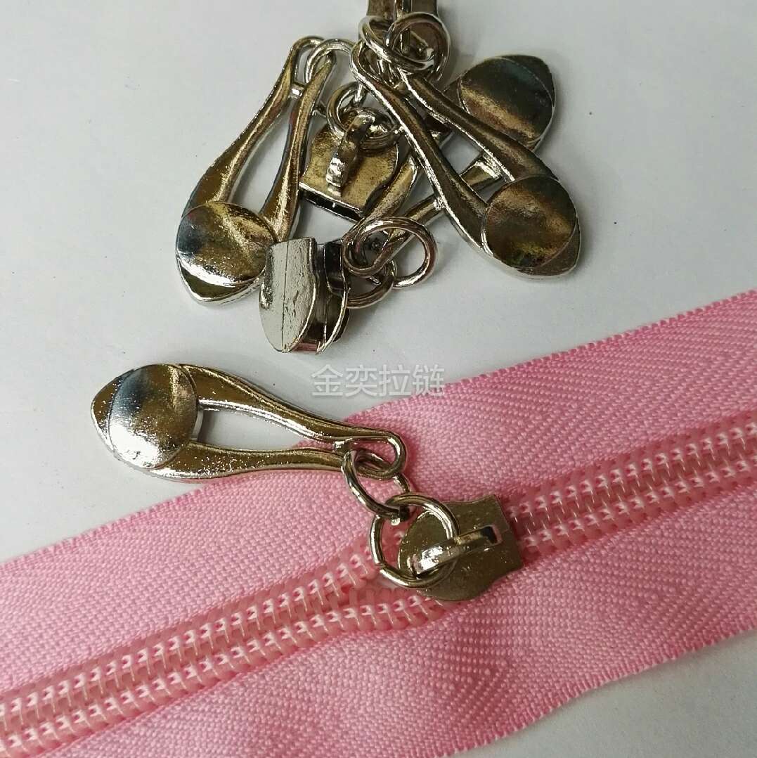 5#尼龙挂白镂空领带拉头 箱包服装家纺通用