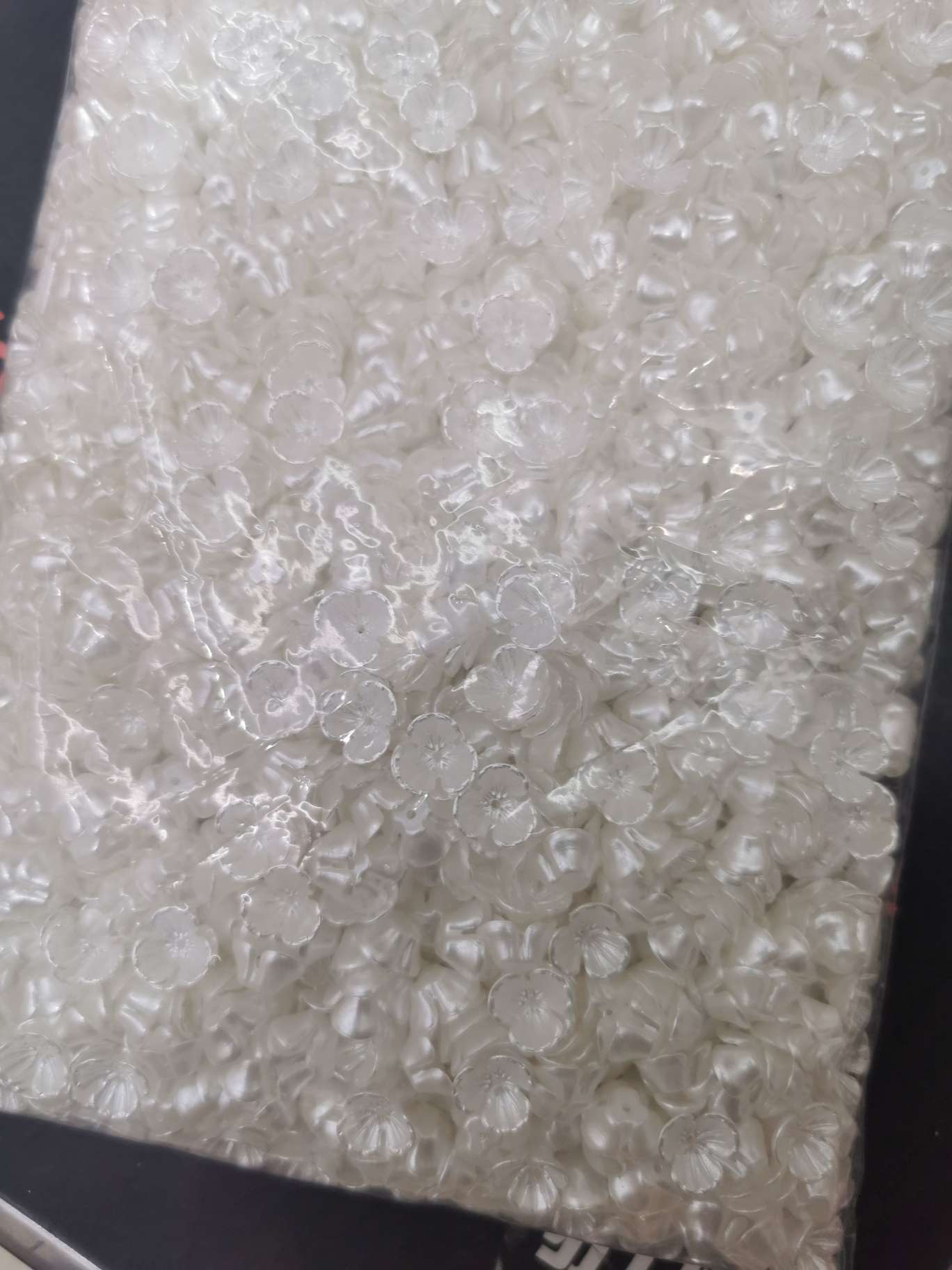 12mm三瓣小花产品图