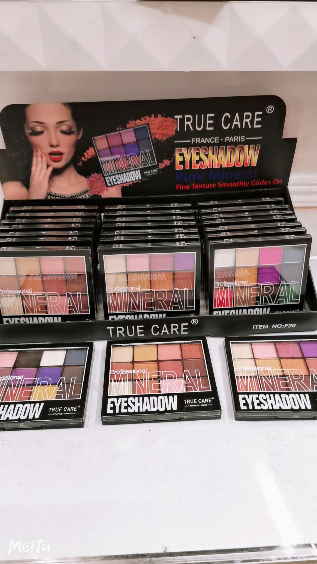 Eye shadow, eye makeup and beauty products, direct sales and wholesale from the manufacturer of makeup and beauty products undefined