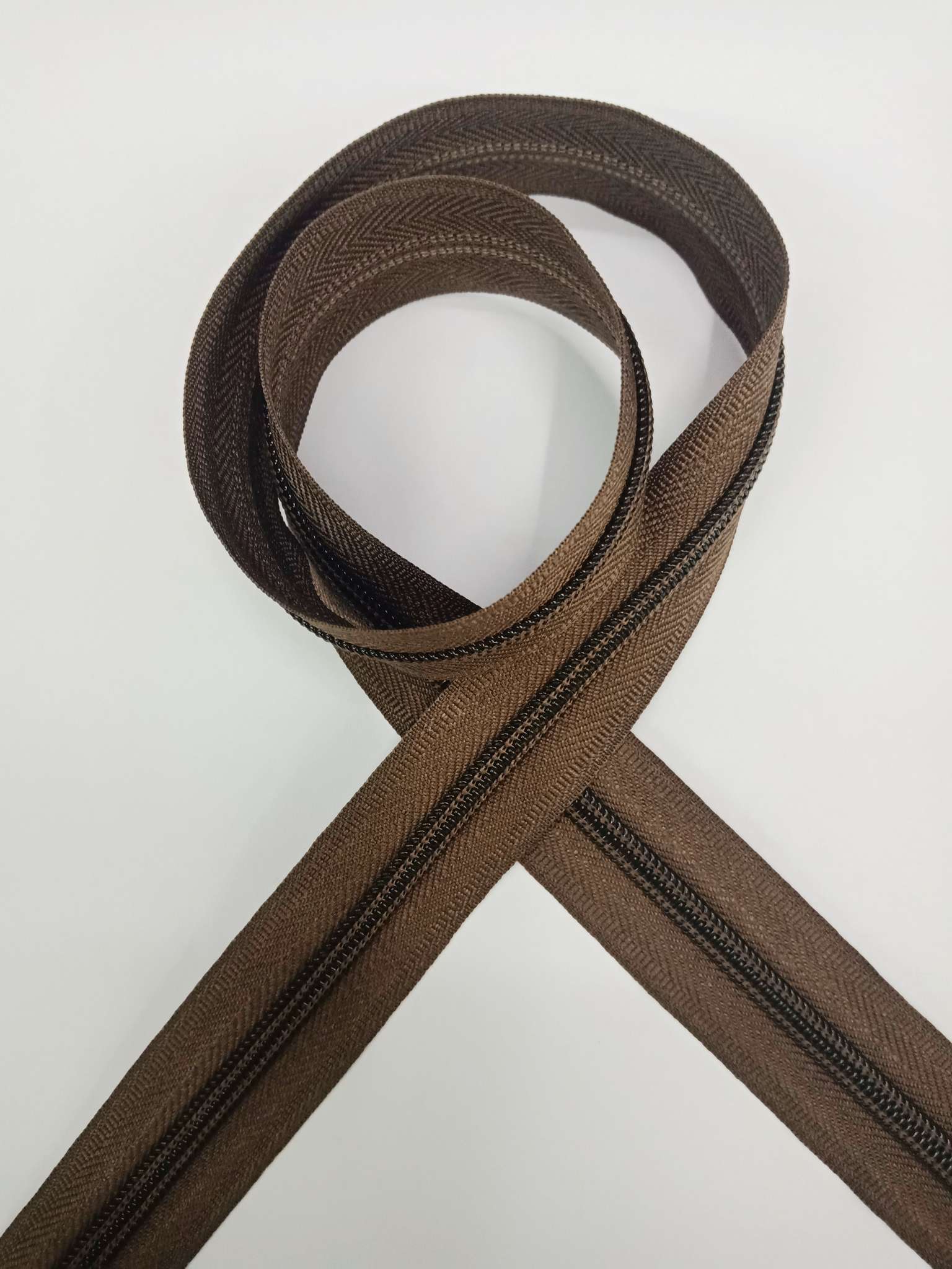 厂家直销7#尼龙拉链码装,有意可联系客服或来电