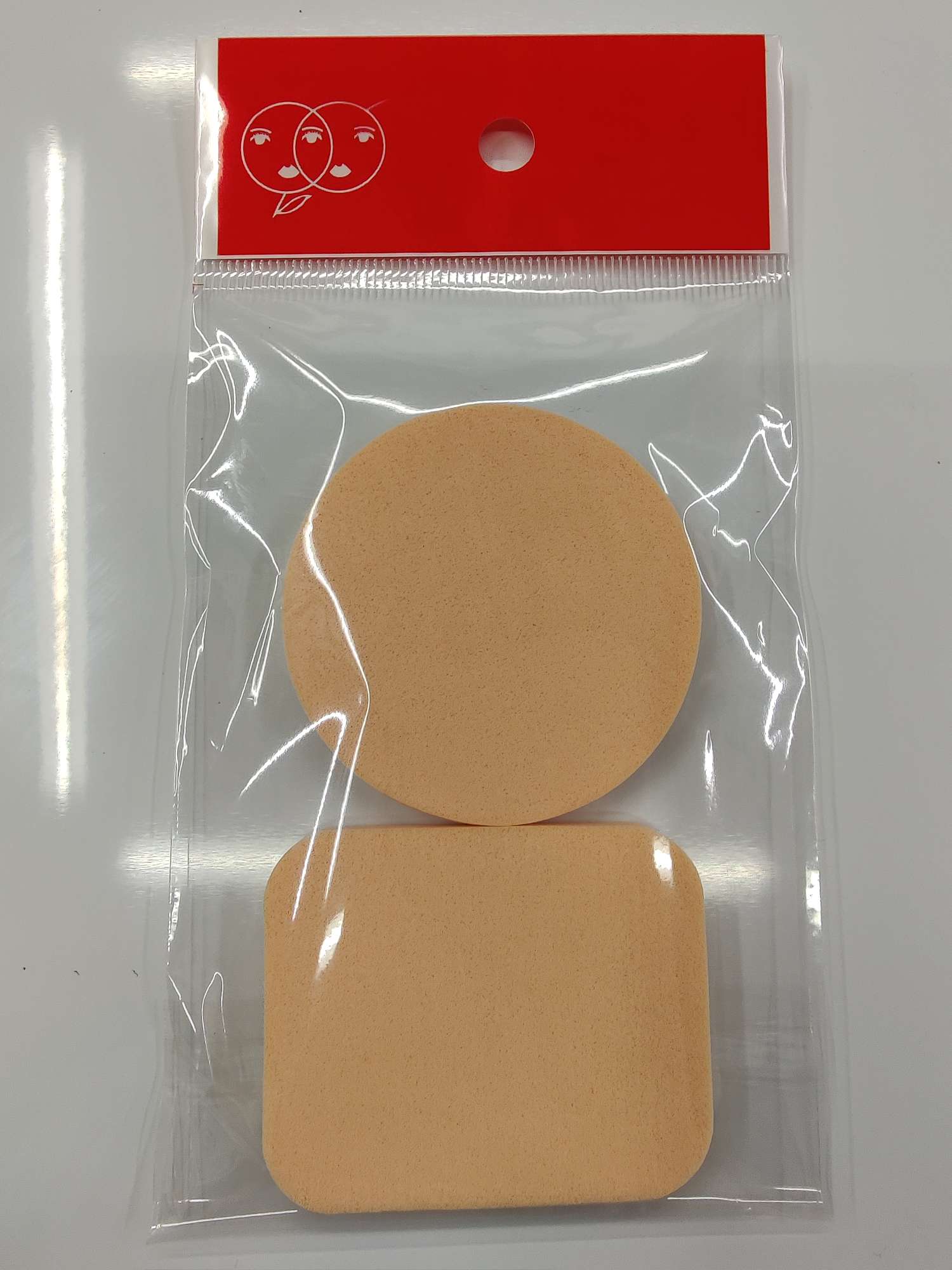 Two cheap natural powder puffs thumbnail
