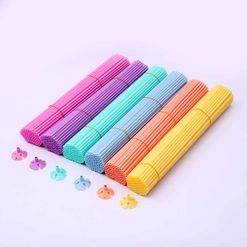 Macaron balloon clubs