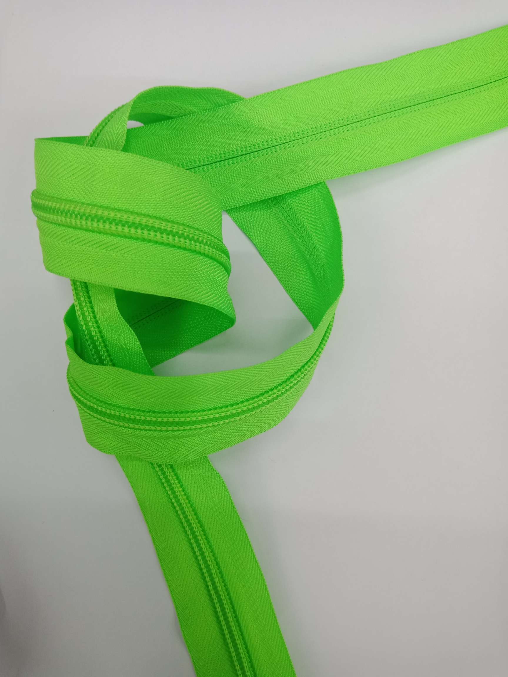 Factory direct selling 8# nylon zipper code, interested to contact customer service or call (shop) advisory order thumbnail