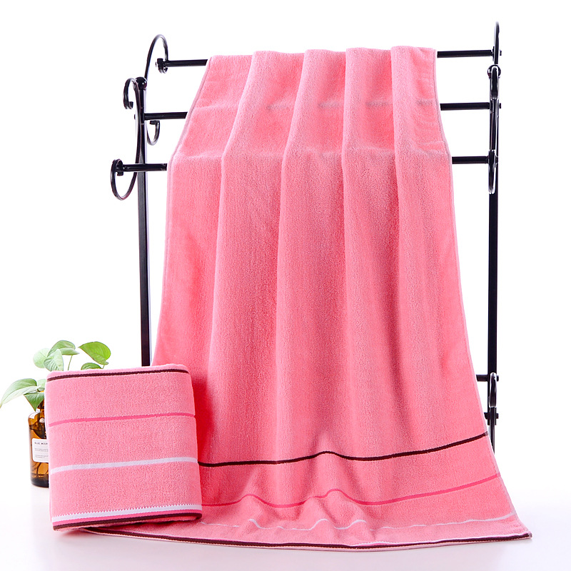 Yujin bath towel is made of pure cotton, soft and cute for adults. It's the Korean version of Yujin Girl, a girl who is so adorable and cute. It's a student with all-cotton, sexy goddess Application Scenario