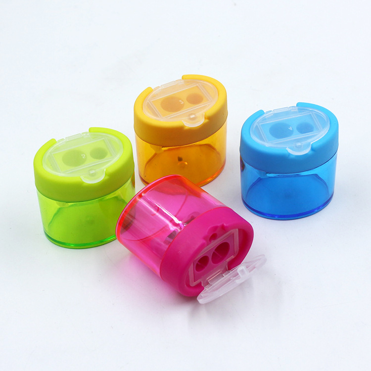 Factory direct sales of hot-selling double-hole pencil sharpeners, plastic double-hole pencil sharpeners, customizable logos available undefined