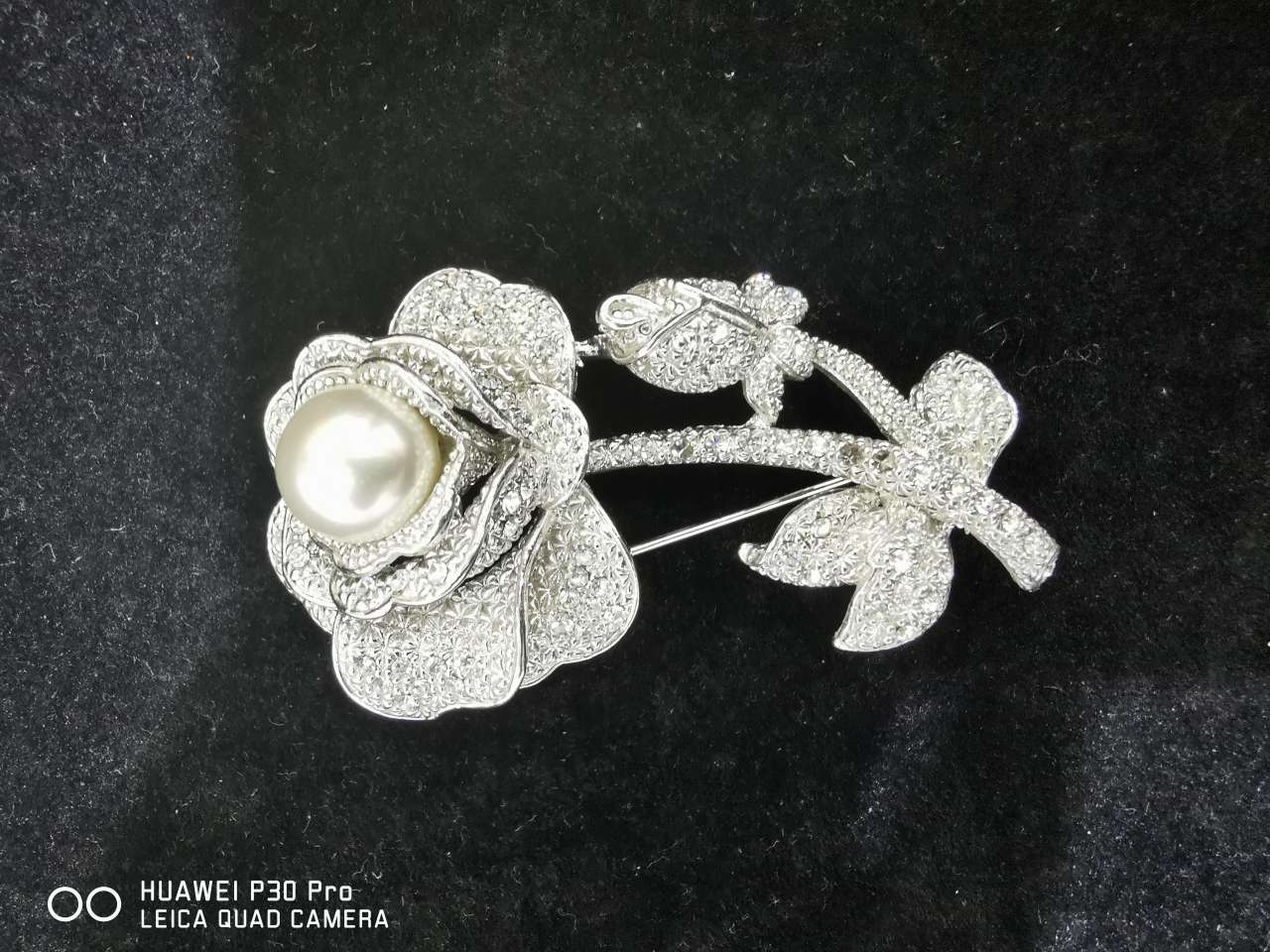 Rhinestone pearl rose thumbnail