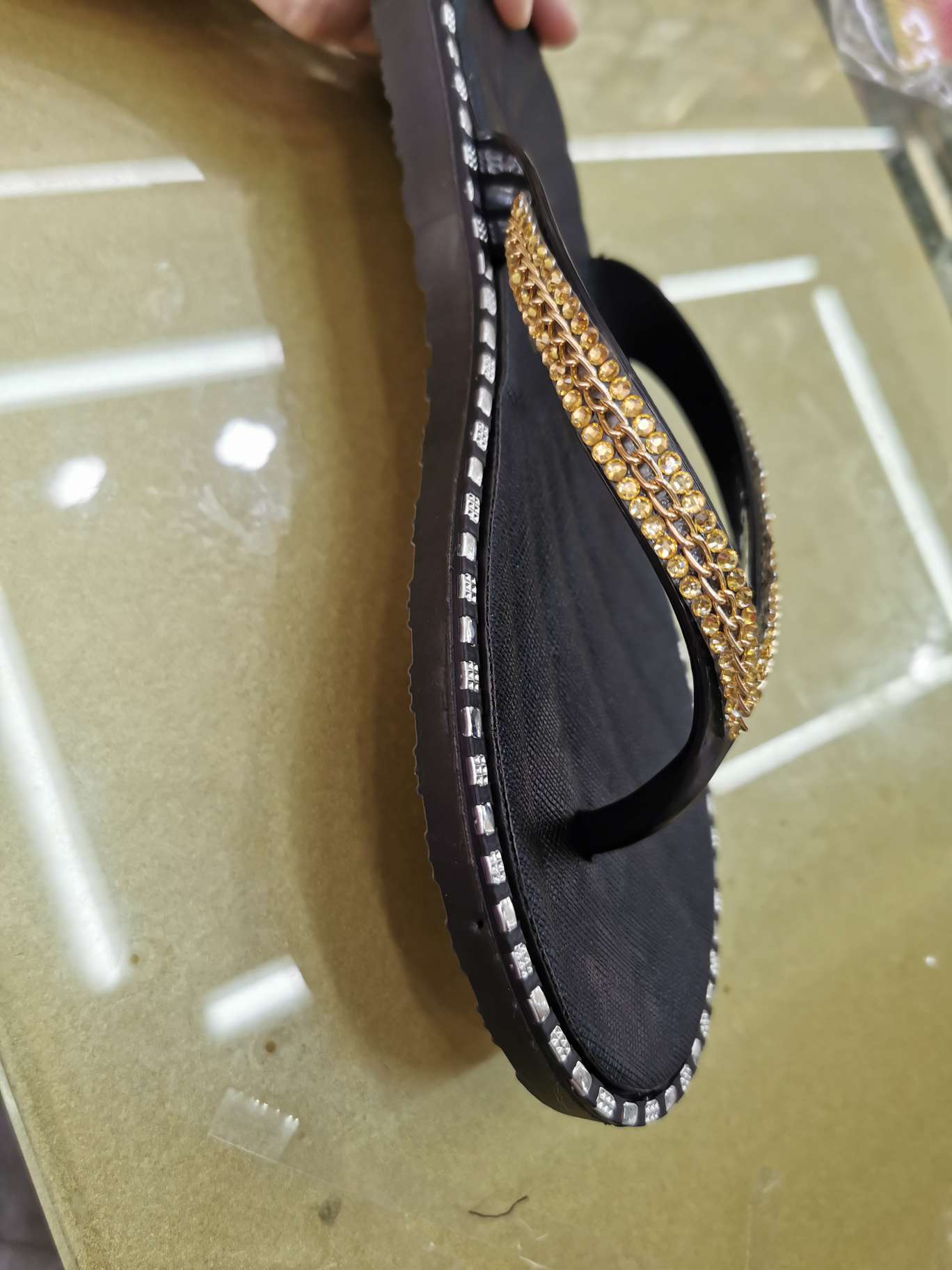 外贸人字拖装饰 树脂链条装饰  可背胶 可粘 可车产品图