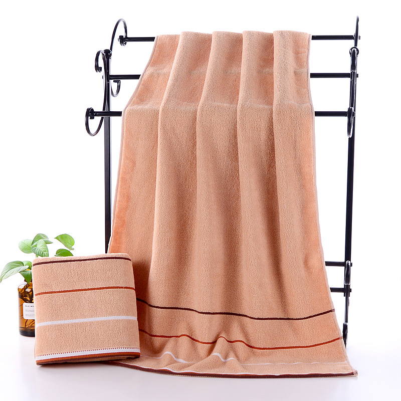 Yujin bath towel is made of pure cotton, soft and cute for adults. It's the Korean version of Yujin Girl, a girl who is so adorable and cute. It's a student with all-cotton, sexy goddess Specification image