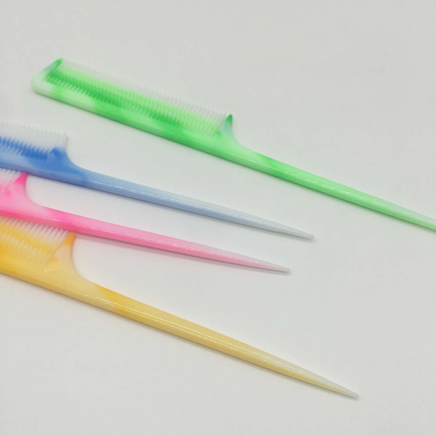厂家直销尖尾梳塑料梳挑梳双色 网商赠品佳选美发工具美发用品白底实物图