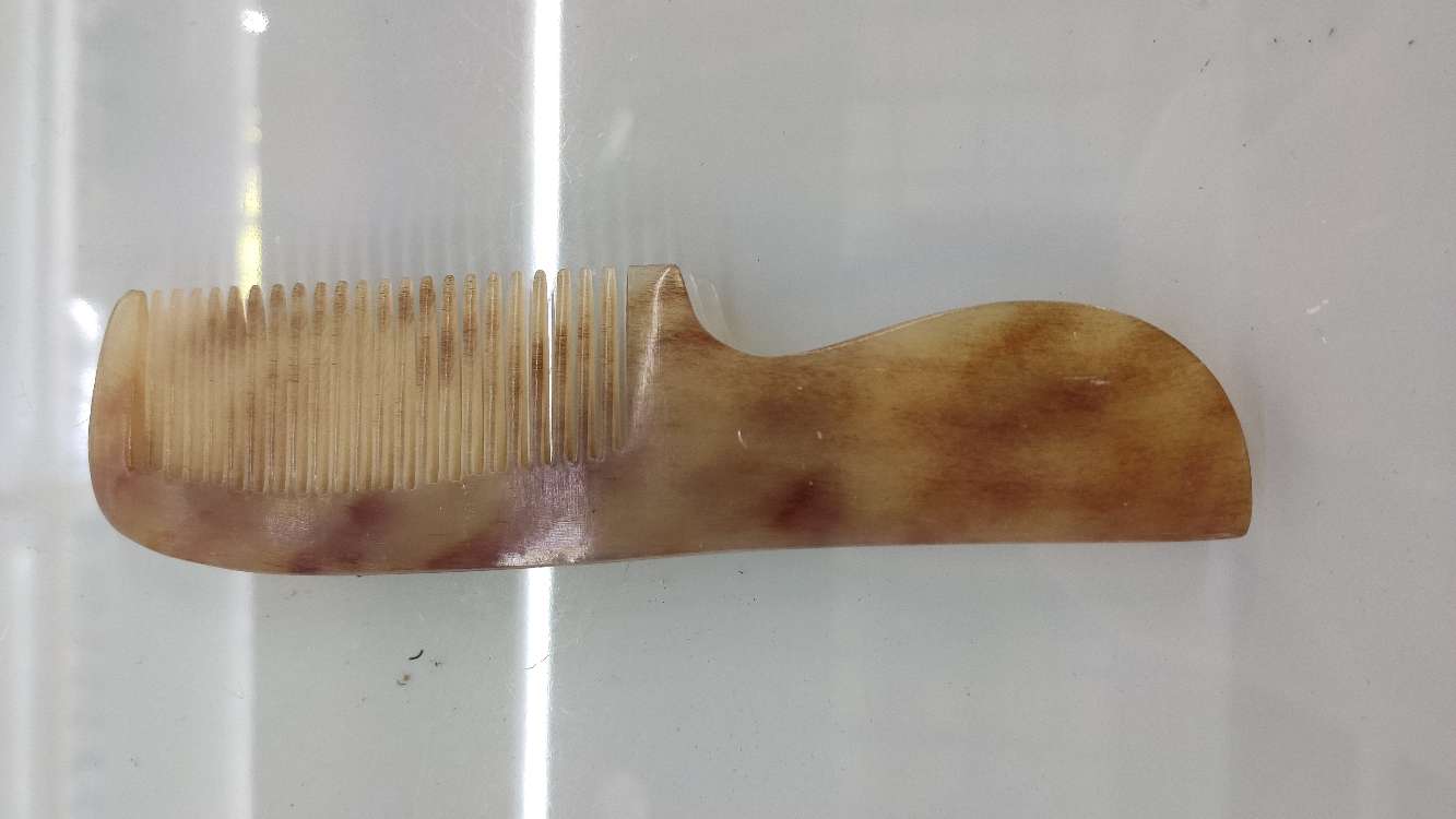 Xiaoping Natural Horn Comb 15 Cm Natural Horn Comb 15 Anchovies undefined