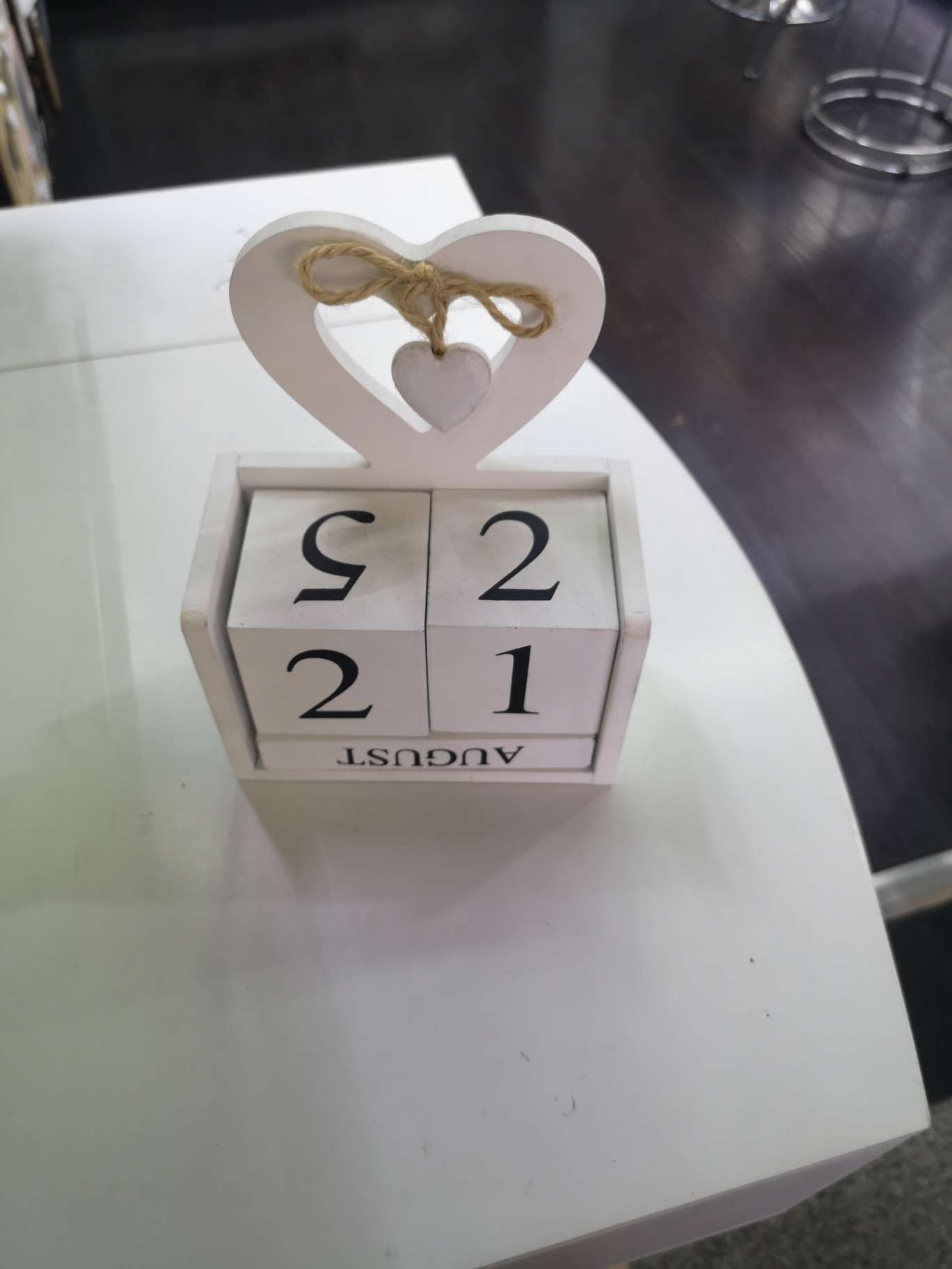 Calendar - 5 thumbnail