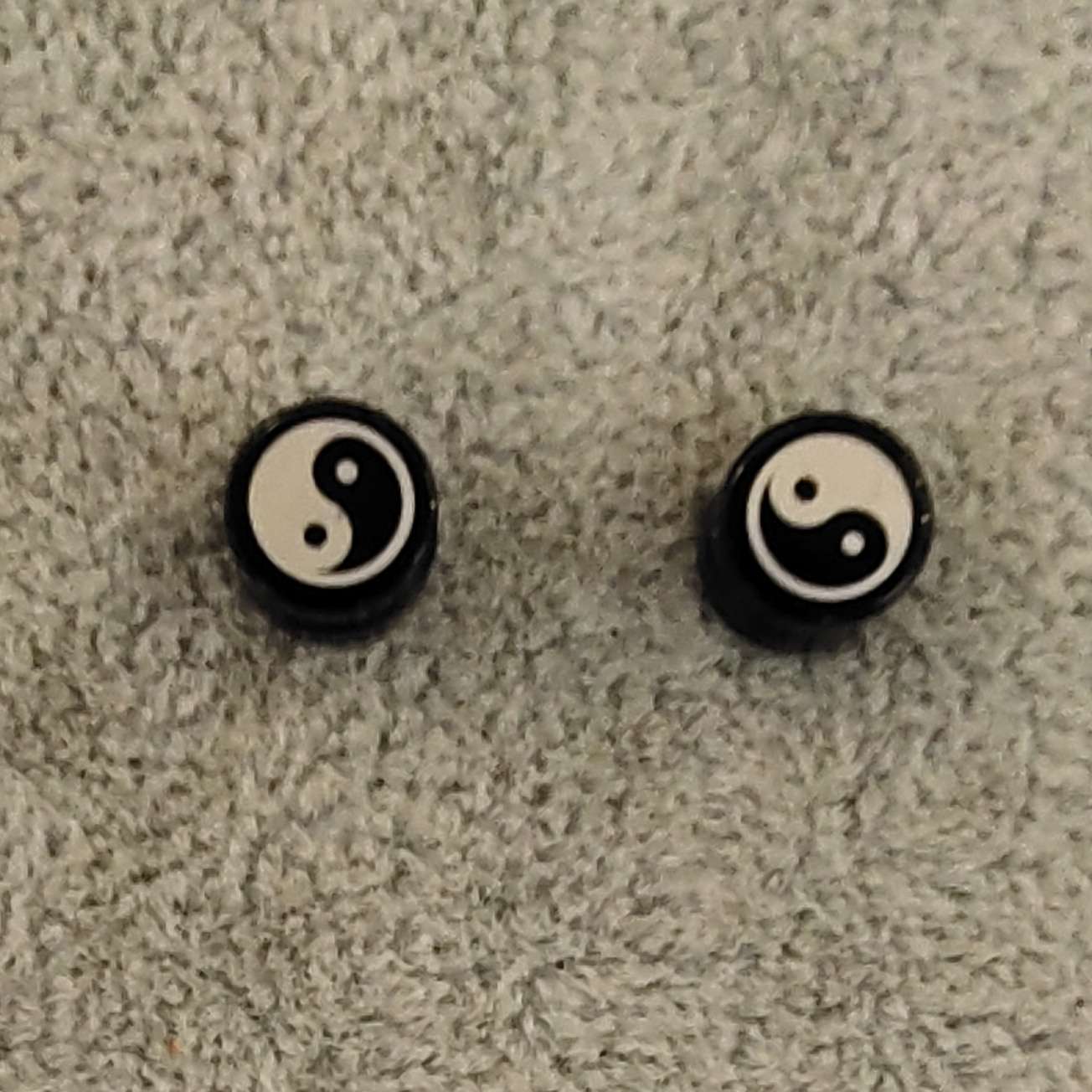 Stainless steel magnet black series single pierced earrings for men and lovers thumbnail