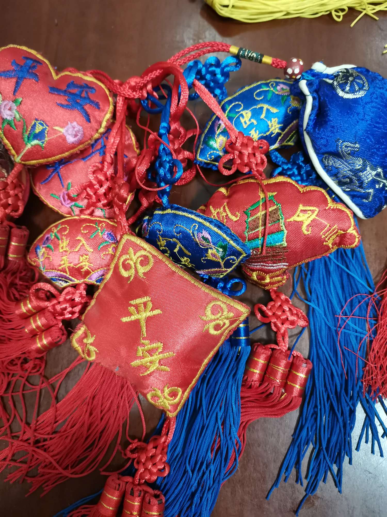 车挂/车挂挂件/桃木/电瓶车后备箱/汽车装饰产品图