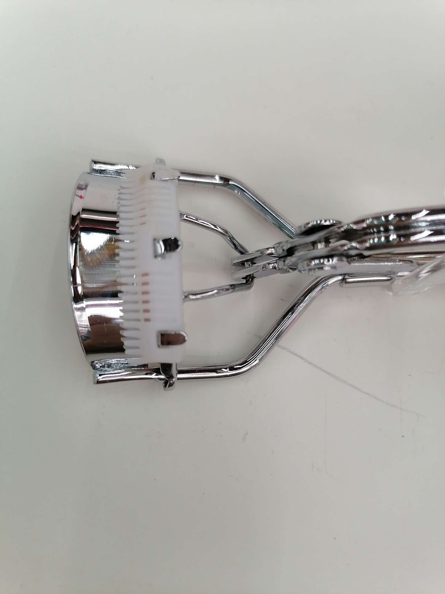 菠萝手柄睫毛夹细节图