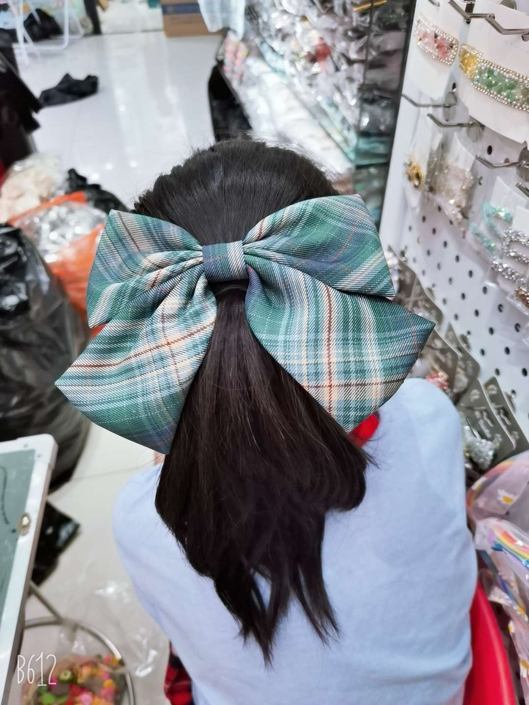Web celebrity bow grid control thumbnail