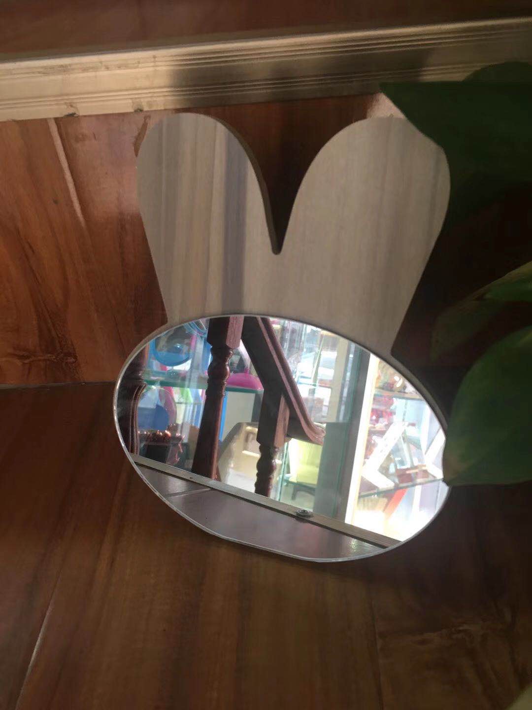 化妆镜可爱镜子兔耳朵镜子方便使用宿舍厕所化妆台专用小巧可爱