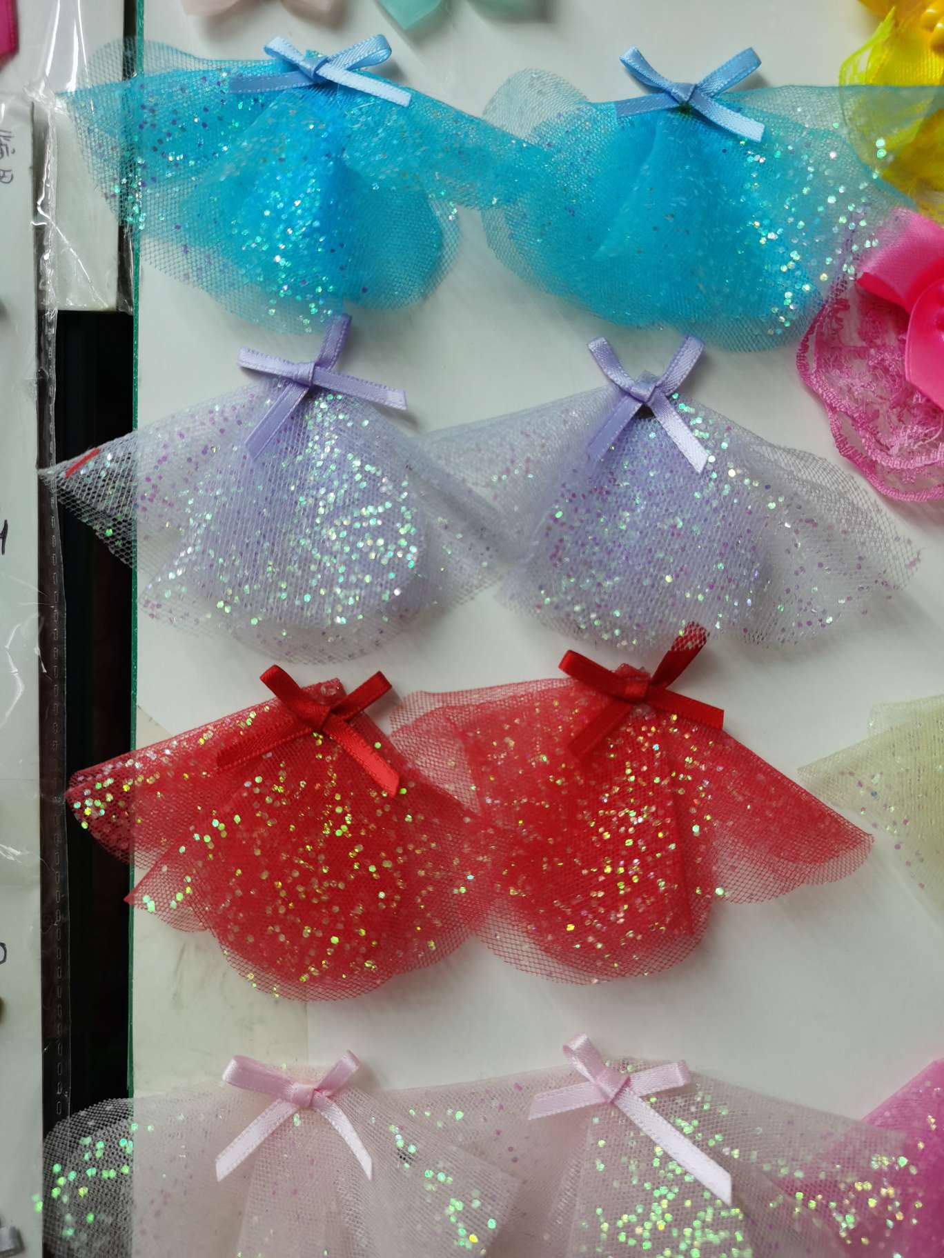 diy hand-tied dress for breakup, hand-tied accessories, toy accessories, custom