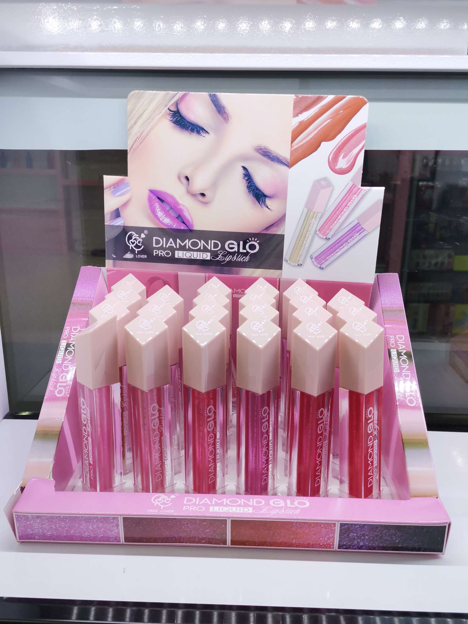 璀璨唇彩厂家直销彩妆用品唇部彩妆保湿滋润