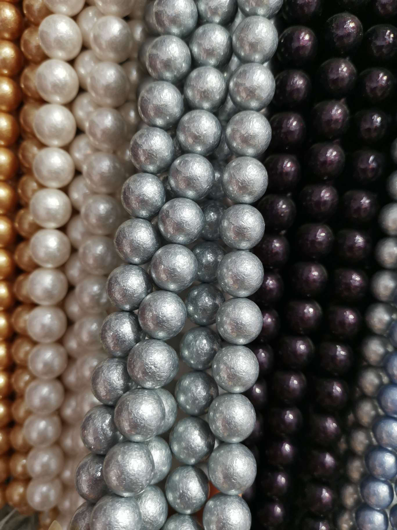 Wrinkle pearl bright shell thumbnail