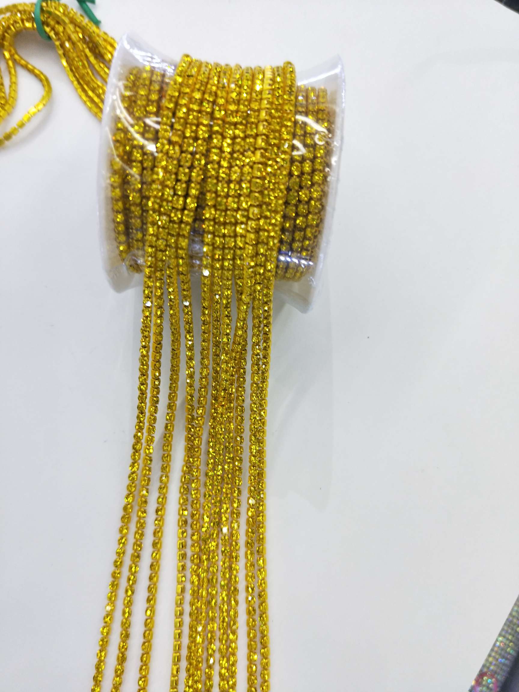 No. 6.5 Lemon yellow diamond chain electrophoresis color thumbnail