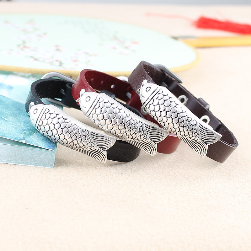 原创民族风复古仿银鱼皮革手链可调节手环网红个性潮百搭手装饰品