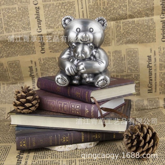 5522母子熊存钱罐细节图