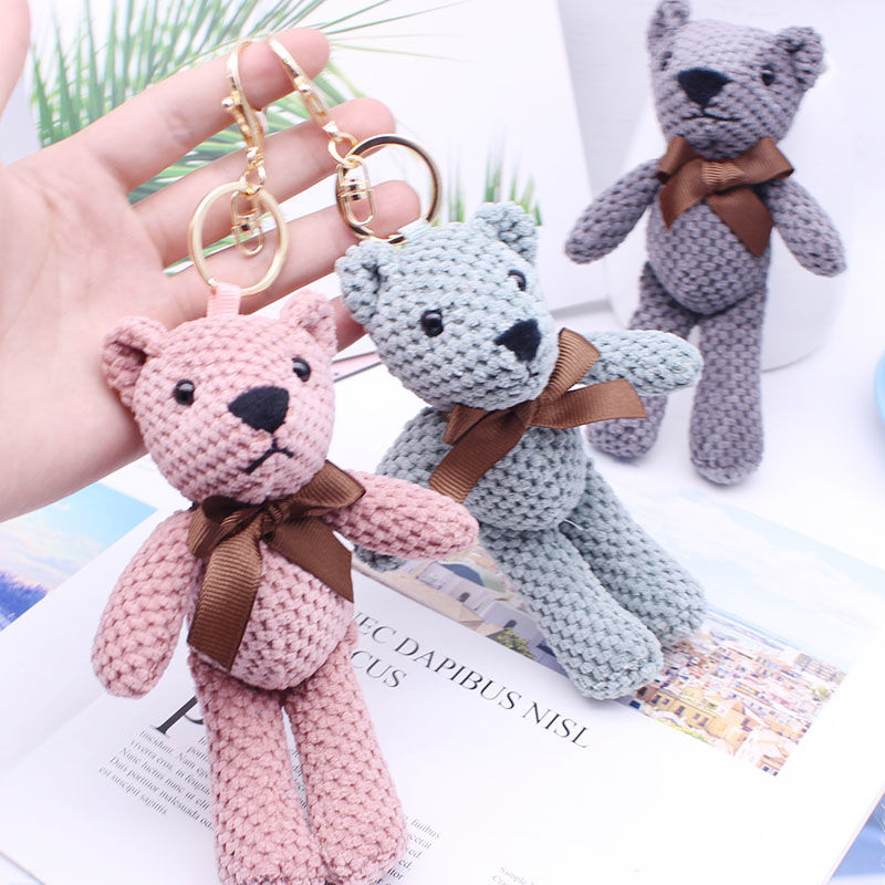 Cute cartoon bear bag pendants, fashionable car keychains, key chains, high-end pendants, couple gifts for men and women details Picture