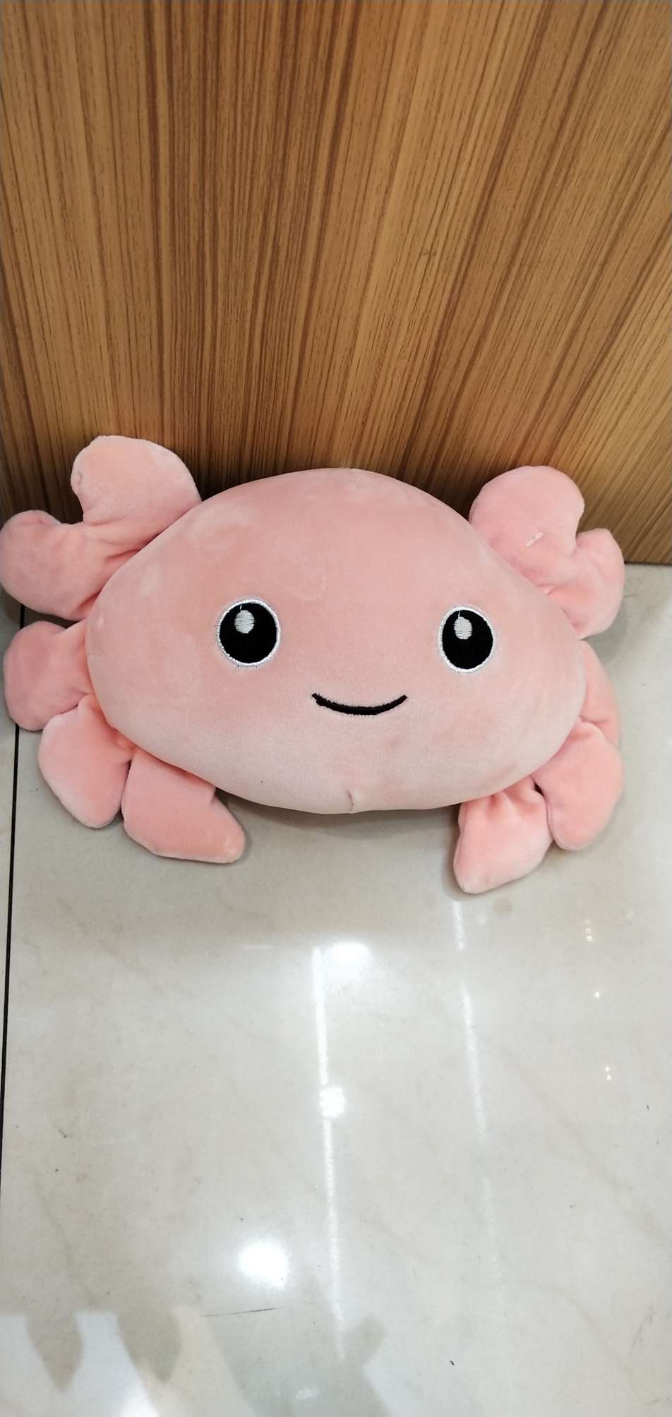 Wholesale of plush toys and claw machines with pliers