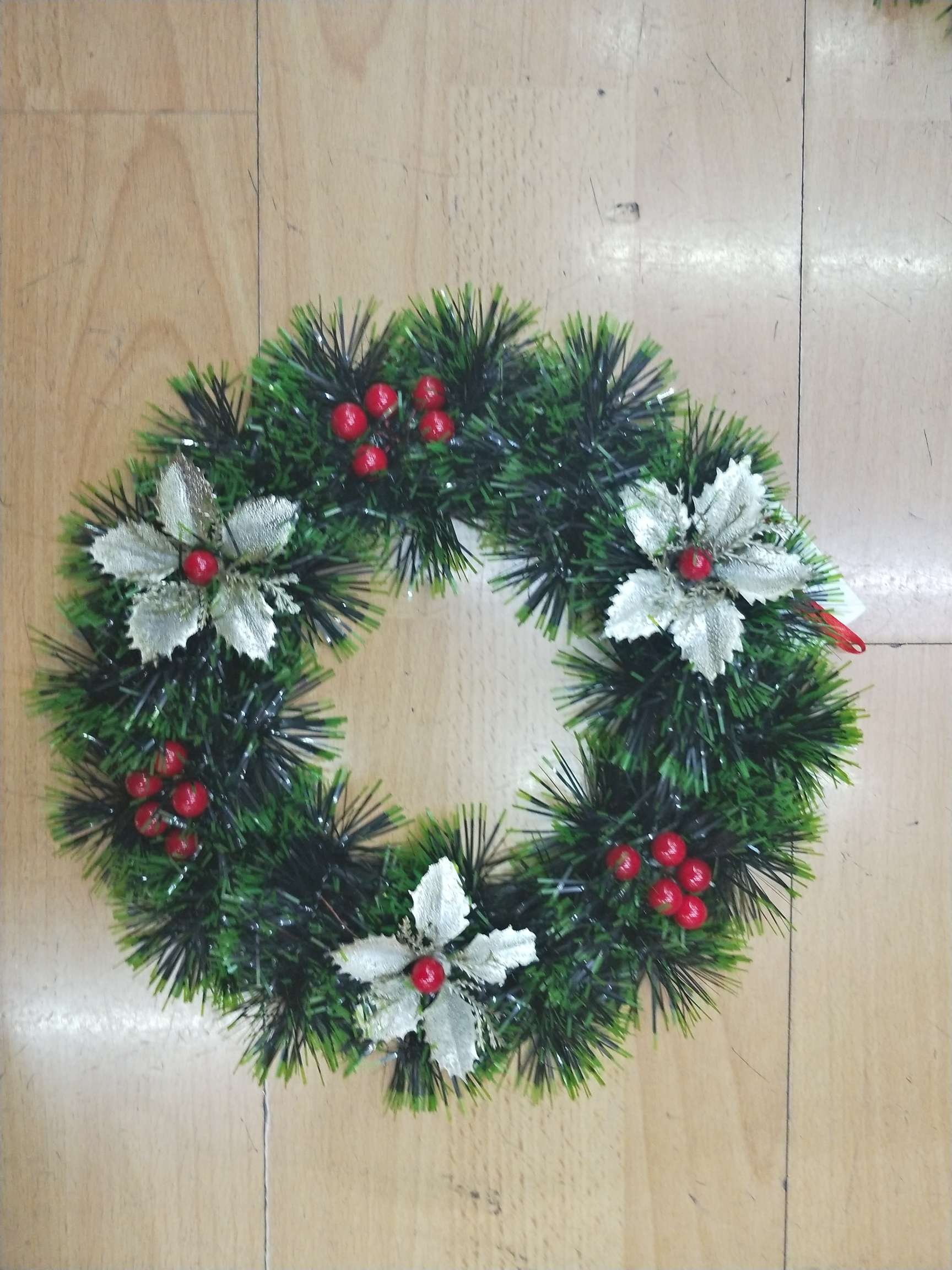 23cm wreath