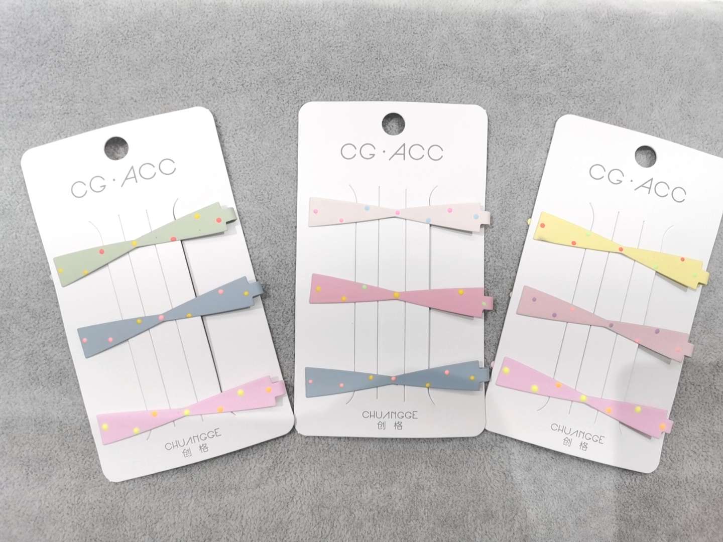 Korean style colorful polka dot side clips, one-piece clips, simple in style hair clips undefined