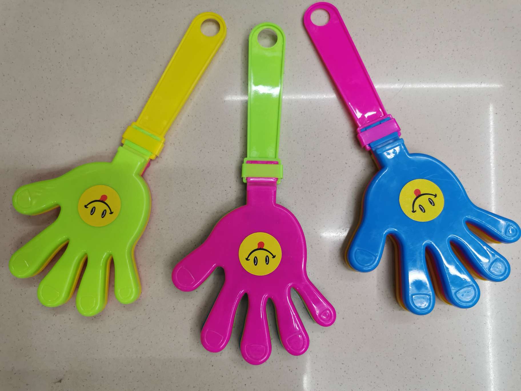 拍拍手白底实物图