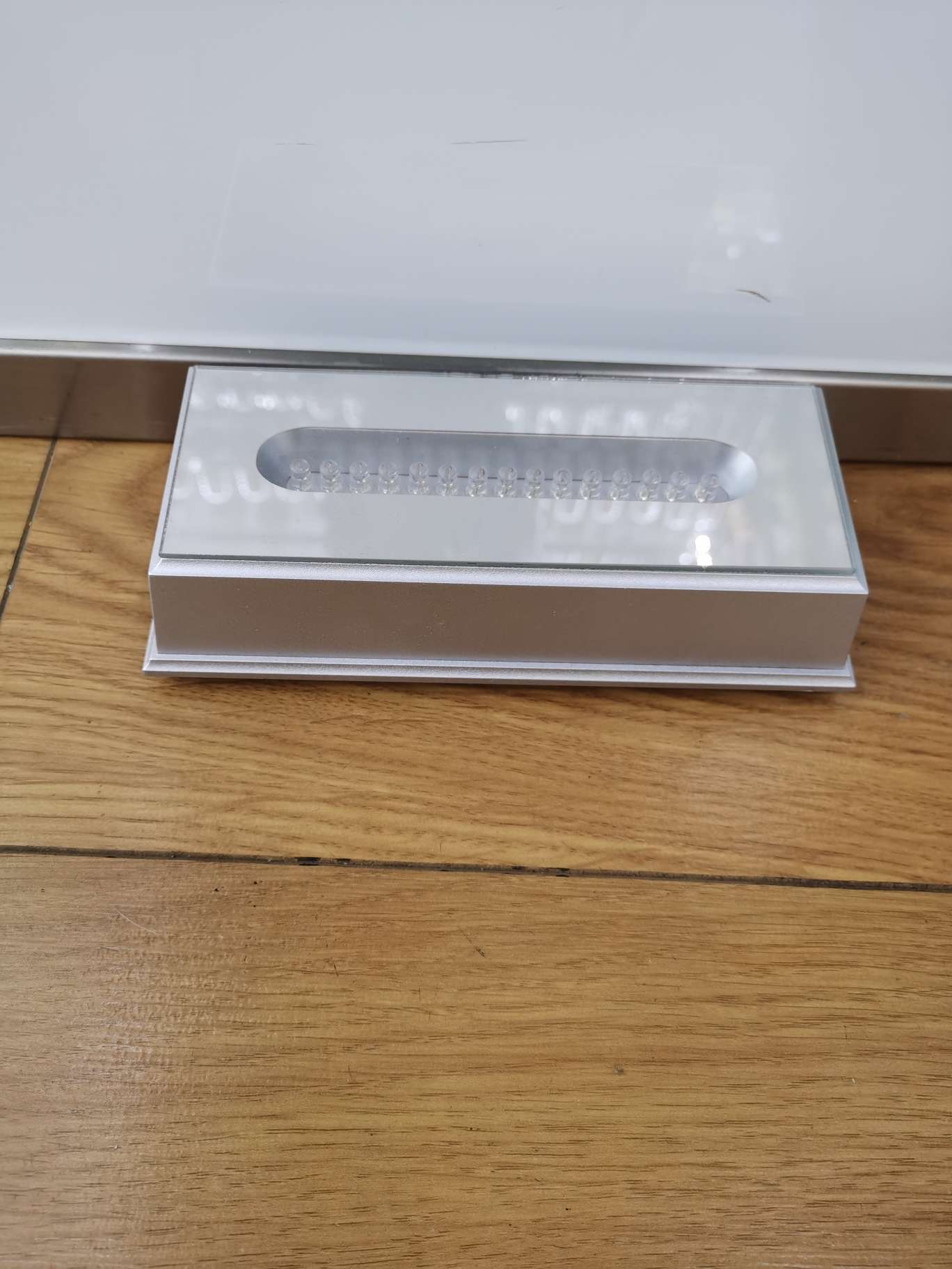 长方形底座，水晶装饰品，LED发光灯座，厂家直销r