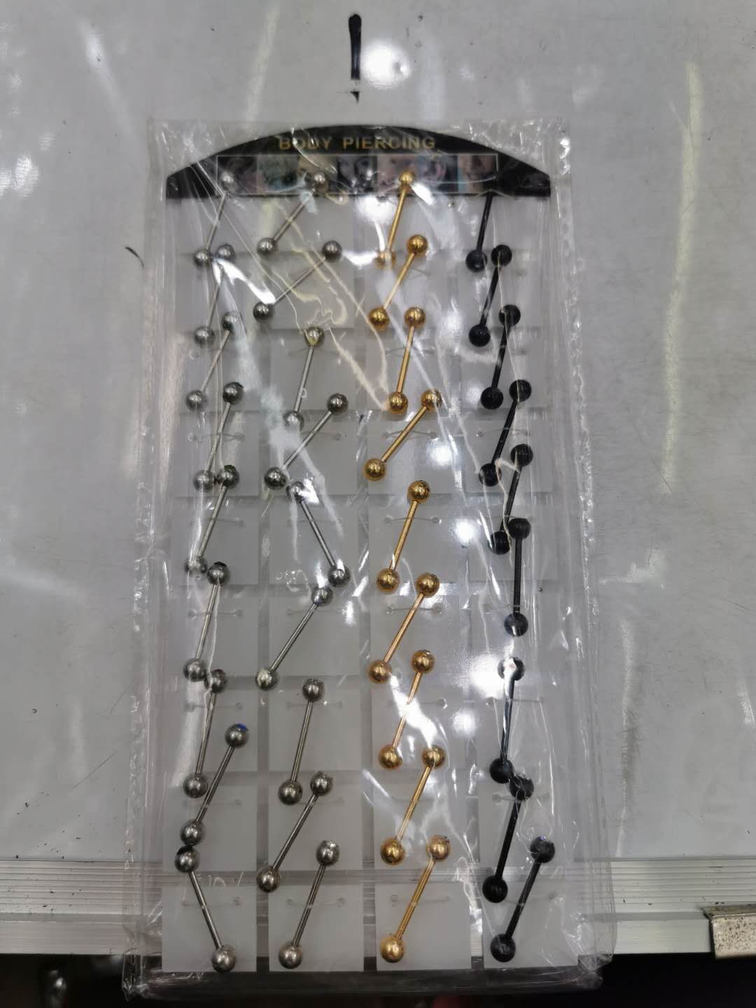 不锈钢，亚克力，穿刺饰品舌钉，唇钉，眉钉，BCR，肚脐环，达人专供，直播专供，朋克饰品，个性饰品，防过敏，不生锈星星人