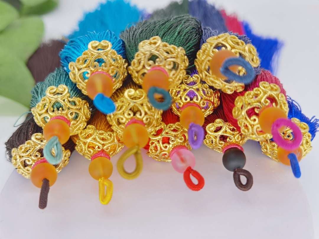 A series of versatile ancient-style and ancient costume accessories with handles, ice thread alloy caps and tassels details Picture
