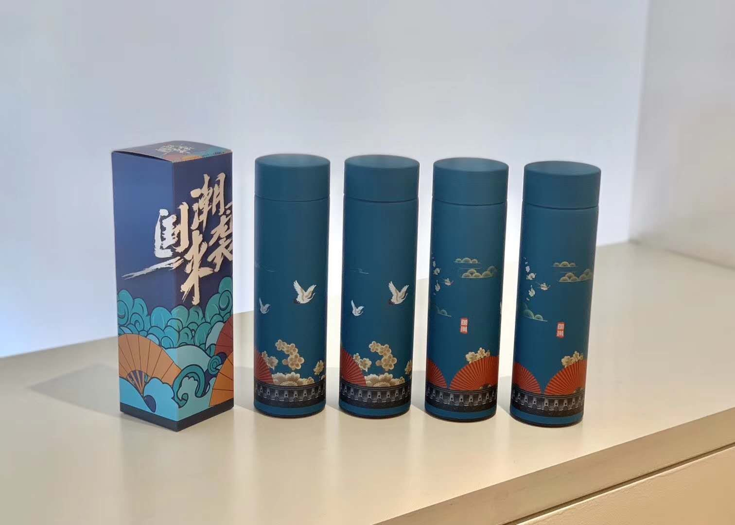 China National style vacuum cup thumbnail