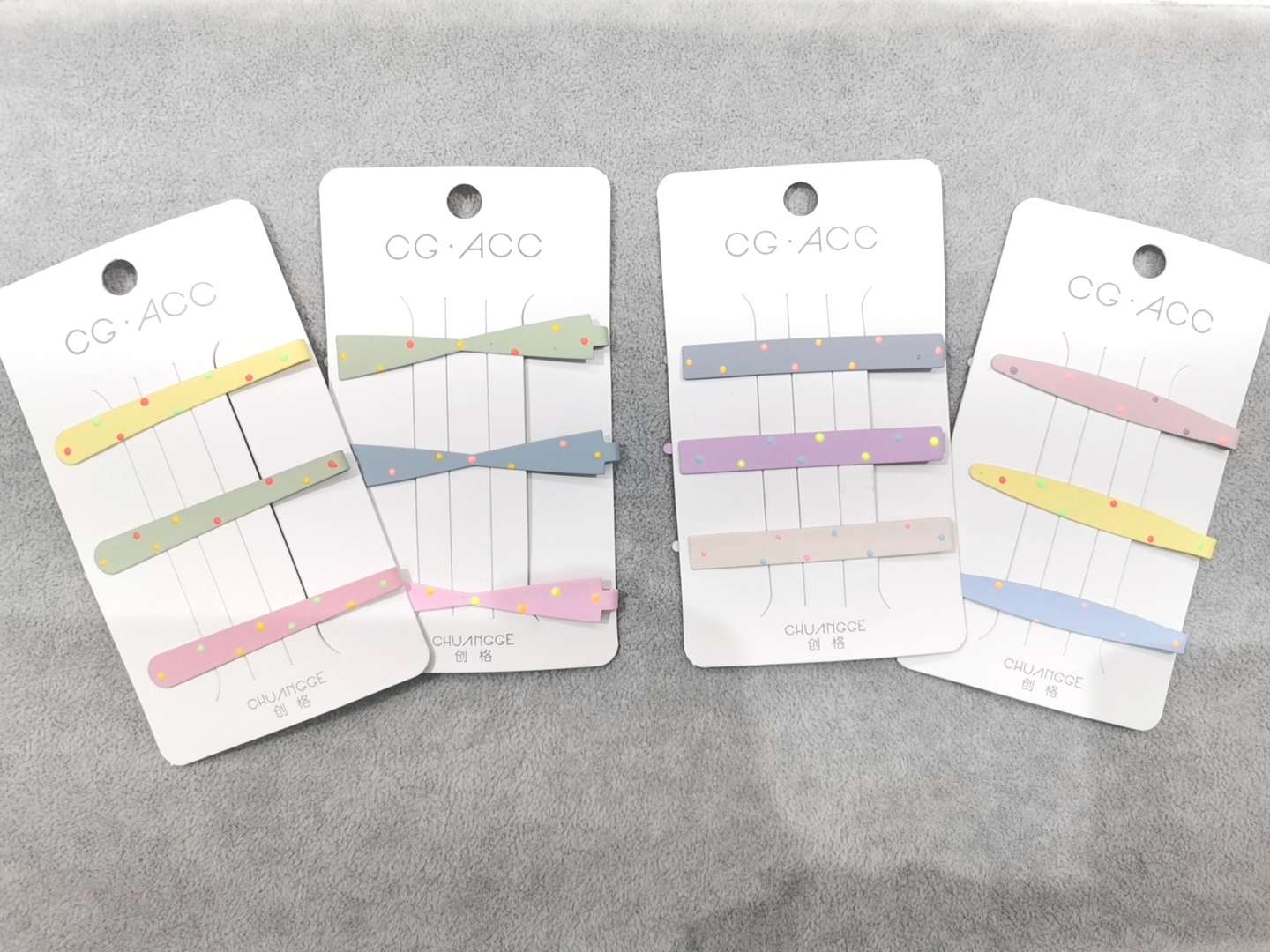 Korean style colorful polka dot side clips, one-piece clips, simple in style hair clips Item Picture