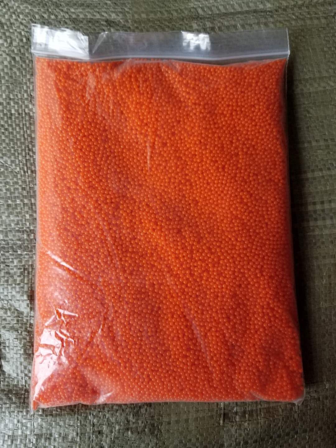 Sponge baby grows up to absorb water thumbnail