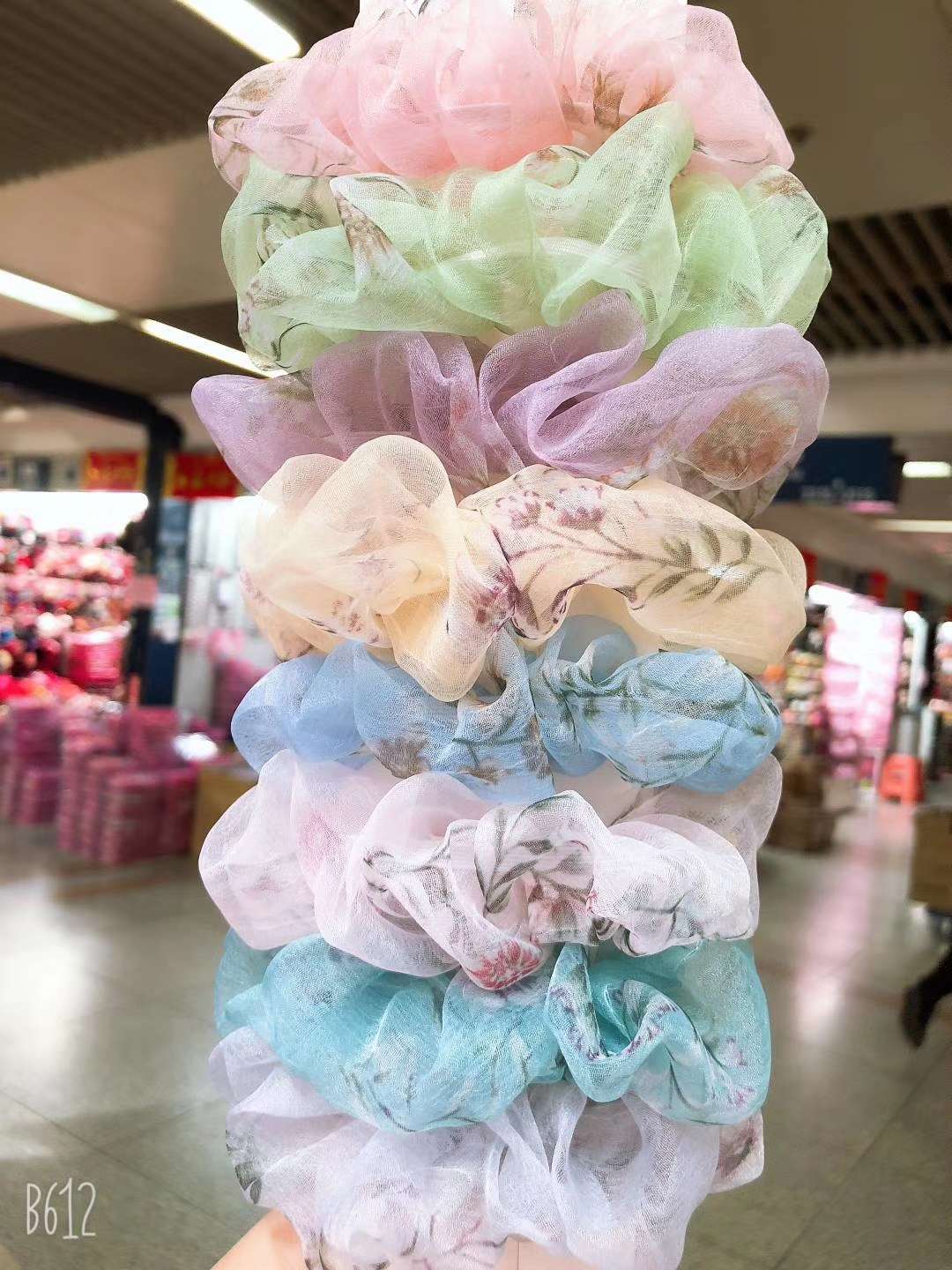 Continuous flowered gauze large intestine circle