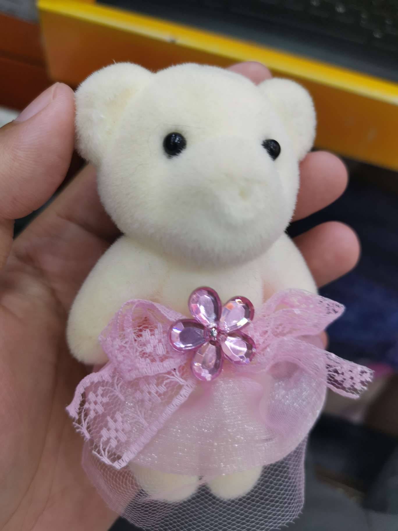 Foam bear color