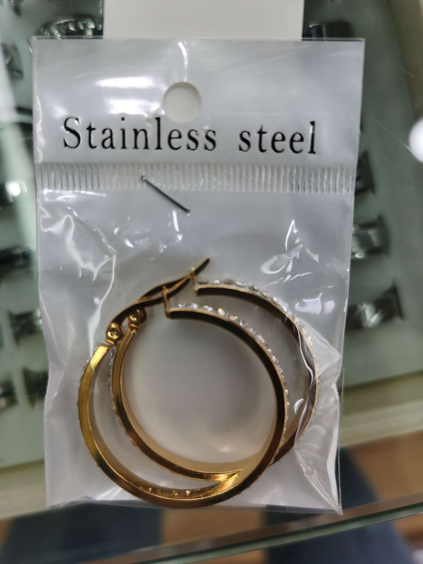 Round ear ring