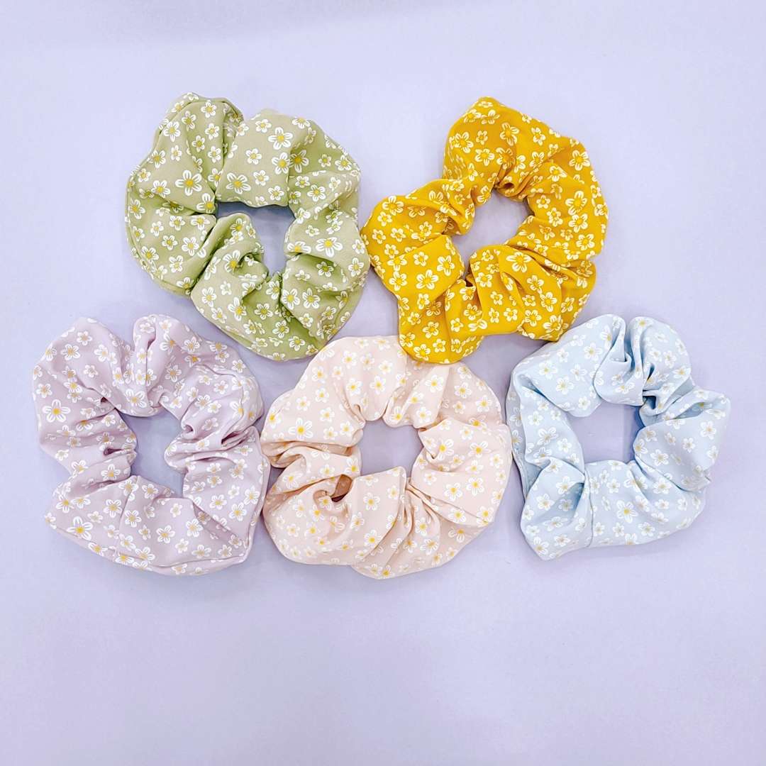 Xiaohua is good at making fabric large intestine rings