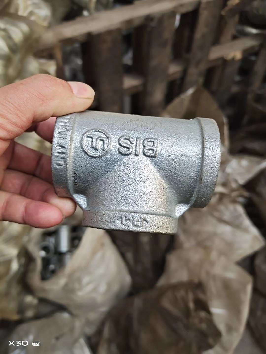 Malleable steel pipe fittings undefined